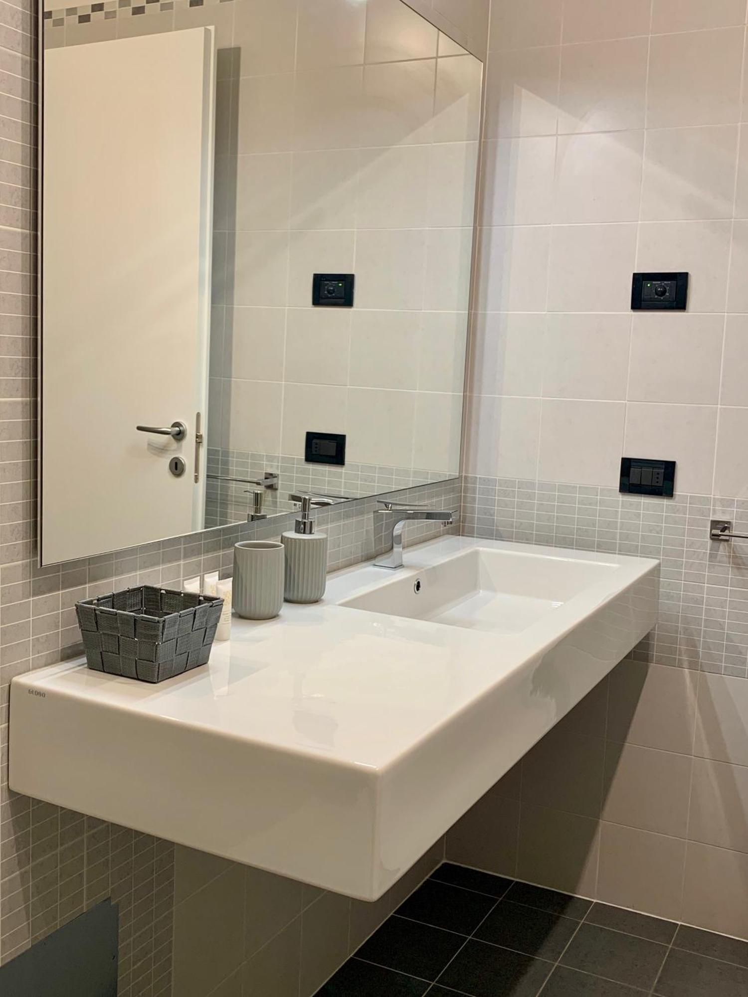 Rivacentro Apartment Ngoại thất bức ảnh